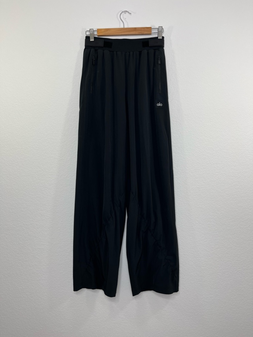Alo Yoga High-Waist Elevation Trouser Black size S - Picture 2 of 10